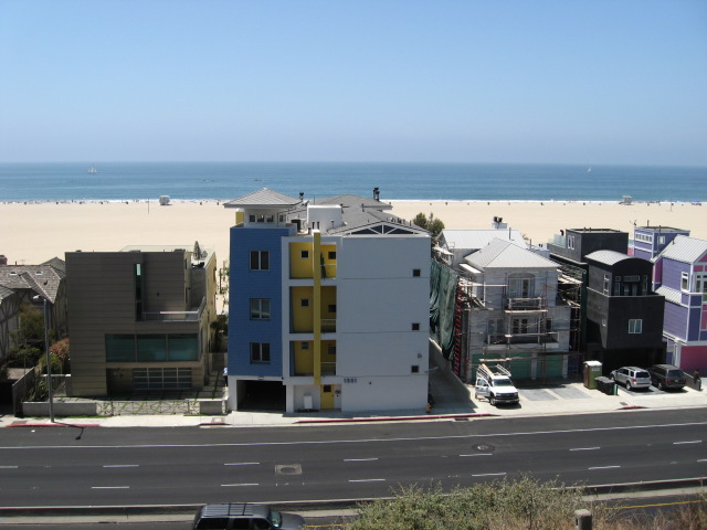 617x456 pixels (91K)